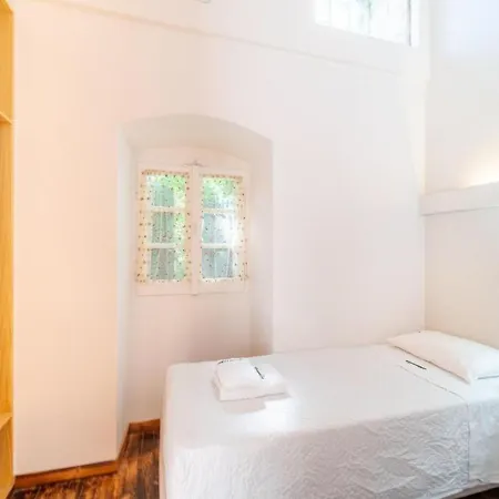 Adamantia Вилла