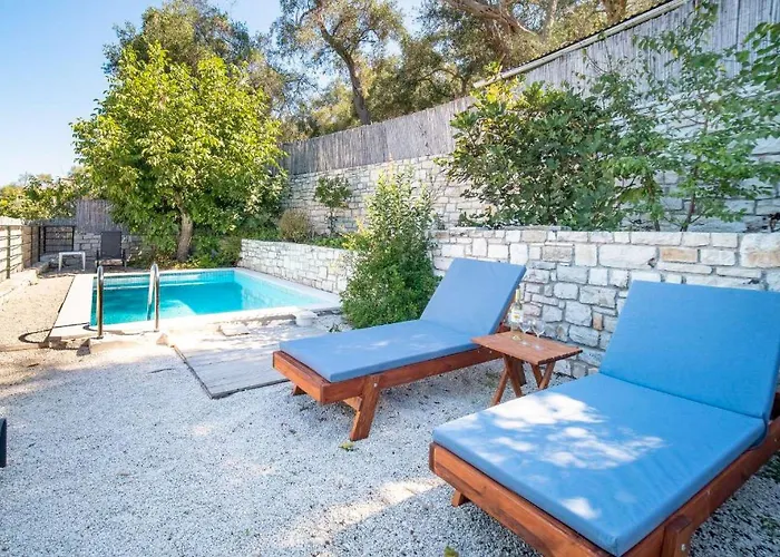 Adamantia Вилла Ozias